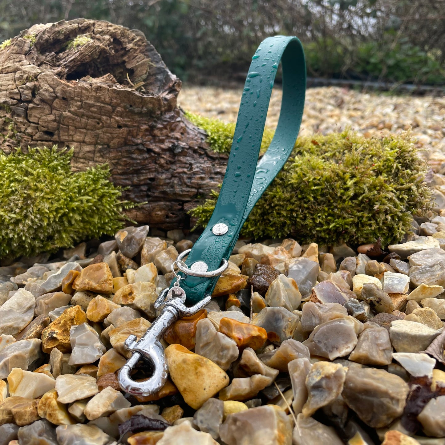 Forest Green Handle.